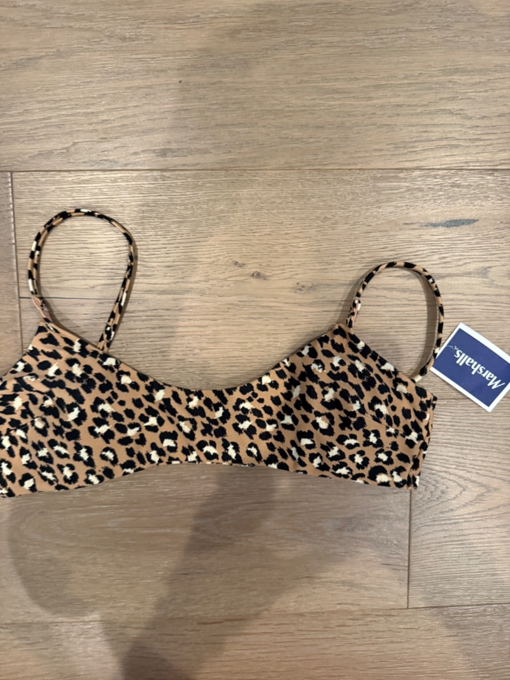 12 Size medium bikini tops and bottom - Picture 5 of 13